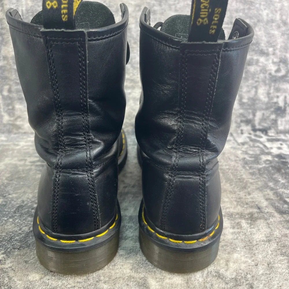 Dr. Martens Mens 9L 1460 Eight Eye Boots Solid Black Leather Combat Boots